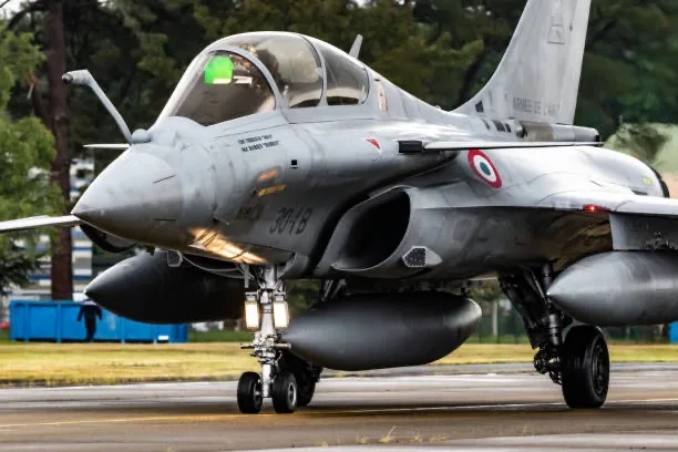 Sébastien Lecornu vient d’annoncer la commande de 42 Rafale F4 pour l’Armée de l’Air et de l’Espace